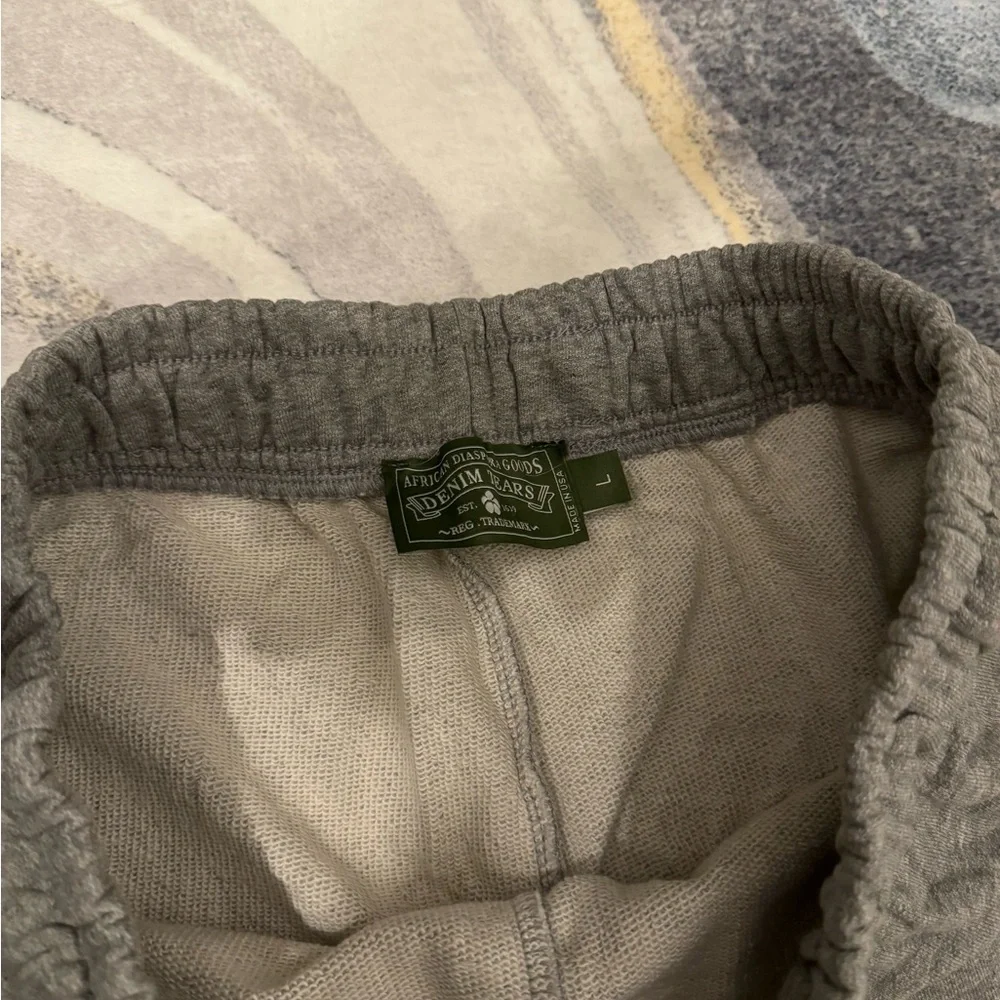 Denim Tears The Cotton Wreath Gray Sweatpants Men’s Size Large